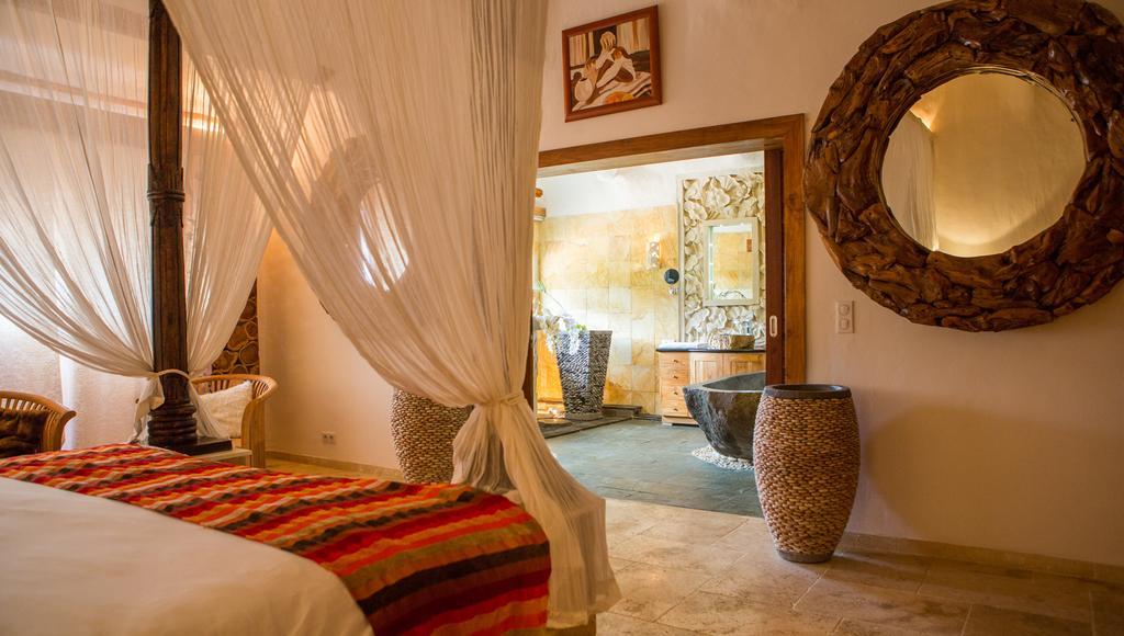 Domaine De Hotel Figari (Corsica)